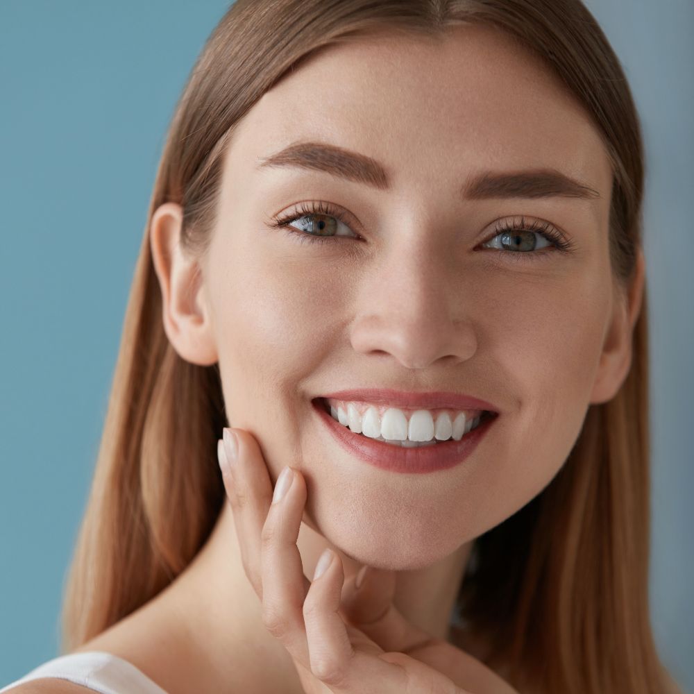 Ein strahlendes Lächeln in kürzester Zeit: Die Vorteile von Zahnbleaching
