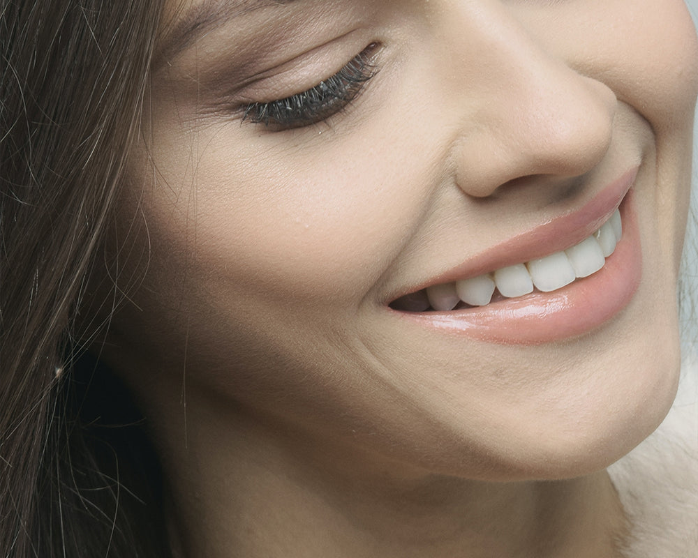 Unsere Produkte sind für ihre Wirksamkeit und Benutzerfreundlichkeit bekannt. Unser Bleaching-Gel, das auch unter dem Namen v34 color corrector bekannt ist, wird Sie mit seinen Ergebnissen beeindrucken.