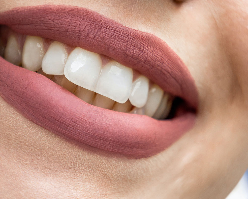 Unsere Produkte sind für ihre Wirksamkeit und Benutzerfreundlichkeit bekannt. Unser Bleaching-Gel, das auch unter dem Namen v34 color corrector bekannt ist, wird Sie mit seinen Ergebnissen beeindrucken.